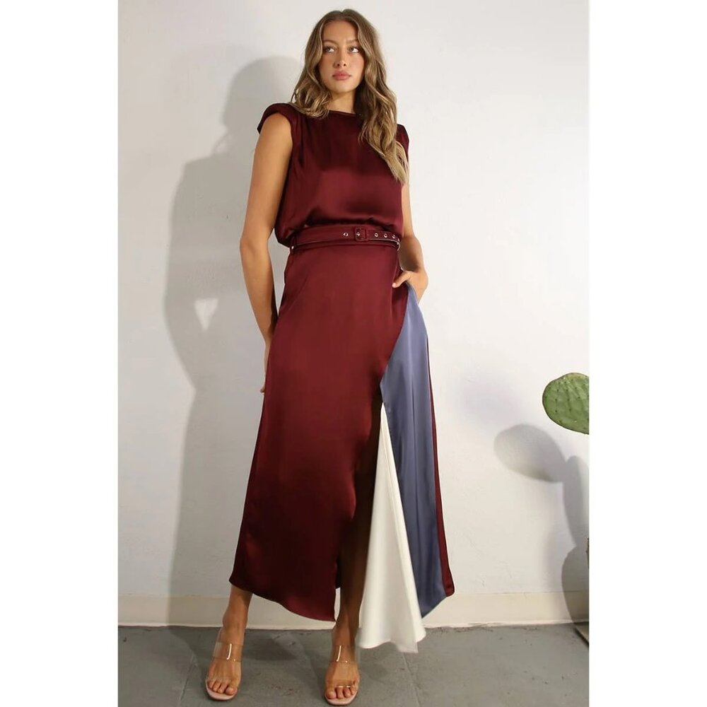 Cranberry/Burgundy sleek holiday set from Mulla